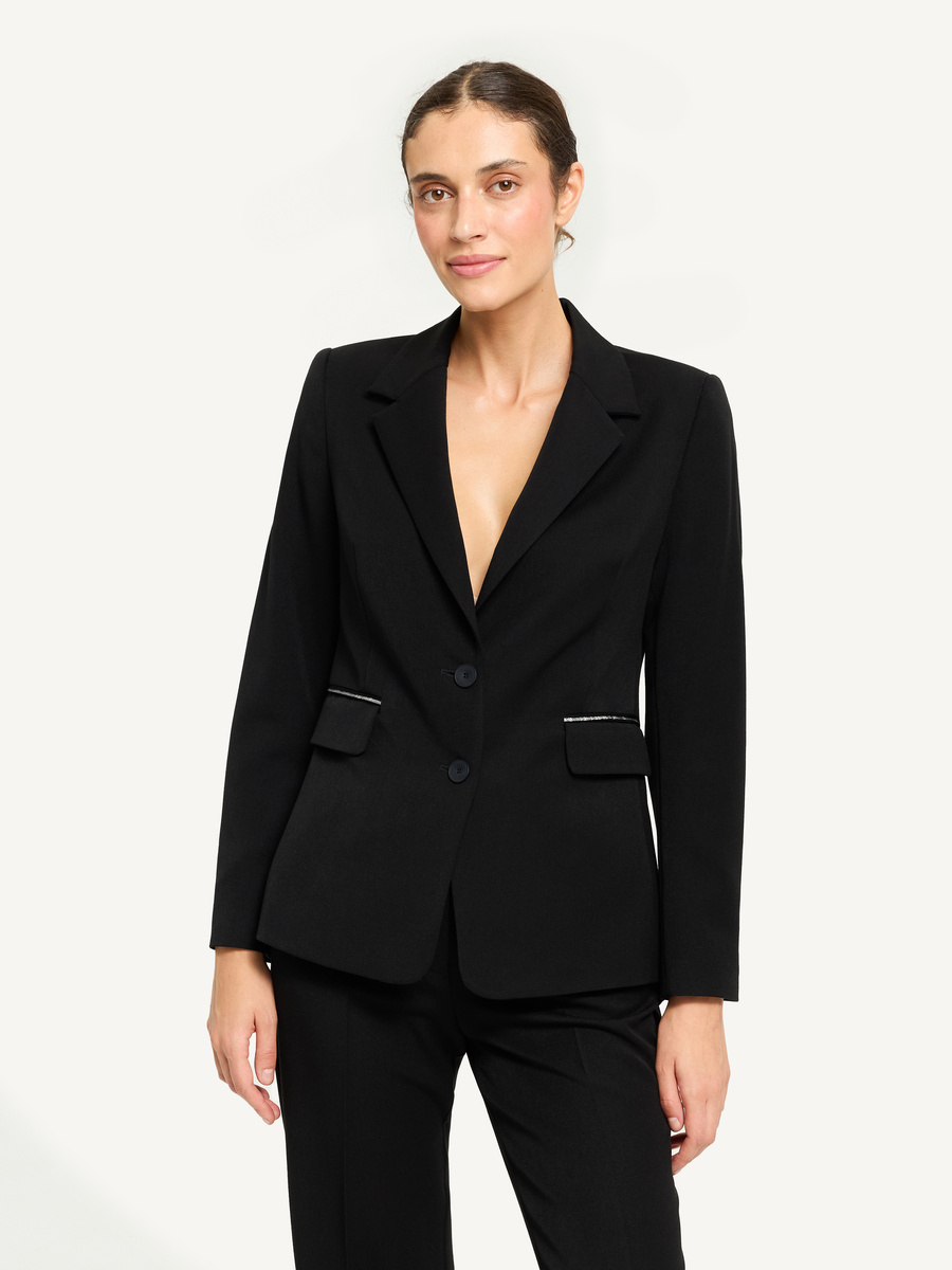 Wieczorowa marynarka z ozdobnymi kieszeniami - czarna