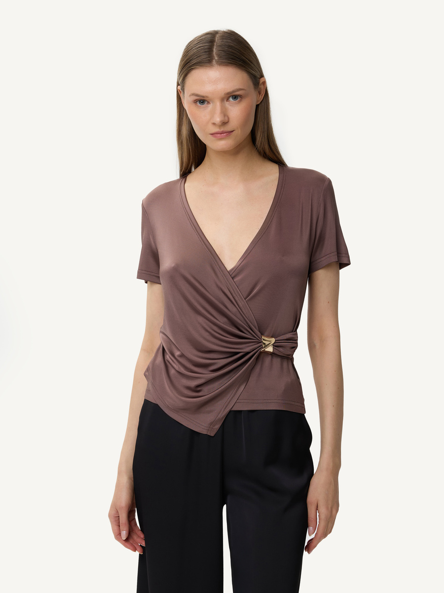 KMX Studio Elegant draped blouse with buckle – chocolate