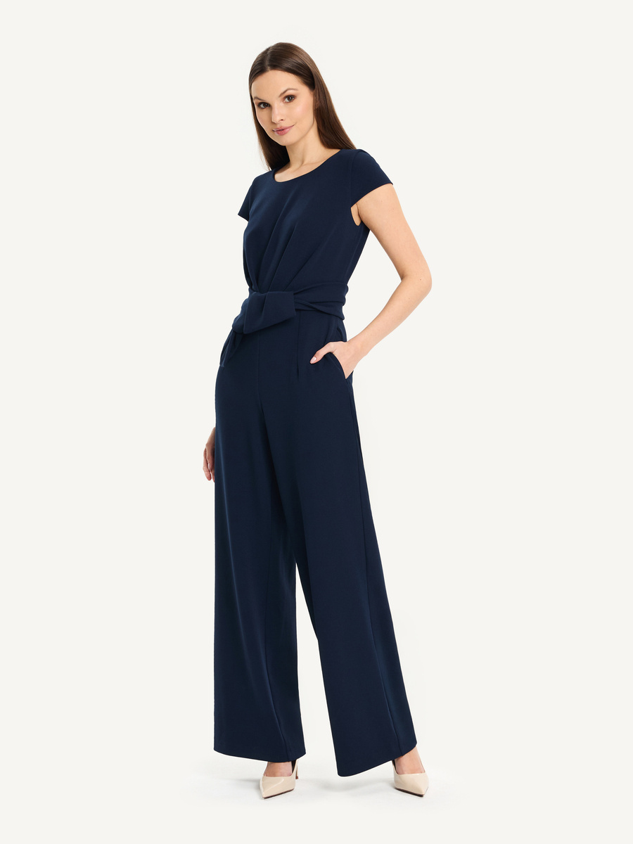 Kombinezon z ozdobnym przodem